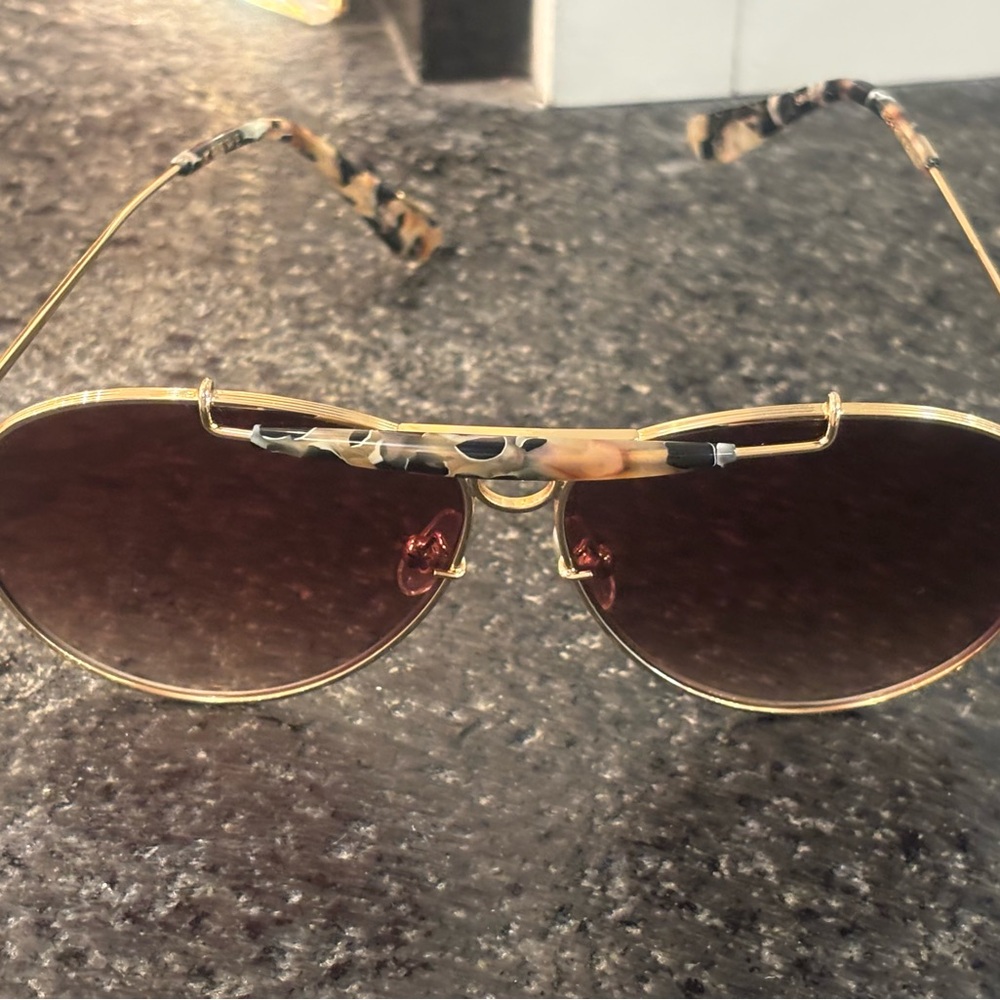 KREWE- super stylish sunglasses NEW